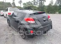 2015 Hyundai Veloster photo