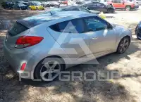 2015 Hyundai Veloster photo
