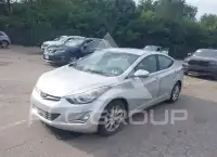 2015 Hyundai Elantra фото