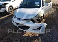 2015 Hyundai Elantra фото