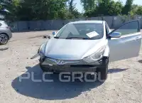 2015 Hyundai Elantra photo