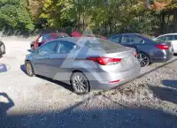 2015 Hyundai Elantra photo