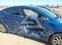 2015 Hyundai Elantra фото