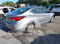 2015 Hyundai Elantra фото