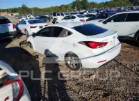 2015 Hyundai Elantra фото