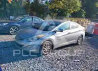 2015 Hyundai Elantra photo