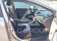 2015 Hyundai Elantra photo