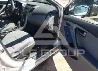 2015 Hyundai Elantra фото
