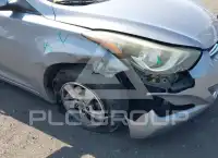 2015 Hyundai Elantra фото