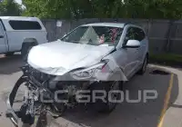 2015 Hyundai Santa Fe photo