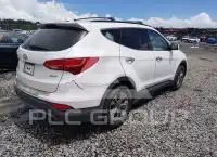 2015 Hyundai Santa Fe photo