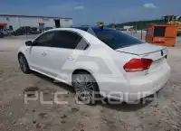 2015 Volkswagen Passat photo