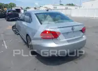 2015 Volkswagen Passat фото