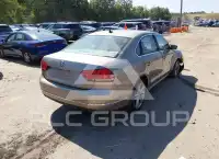 2015 Volkswagen Passat фото
