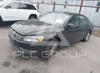 2015 Volkswagen Passat photo