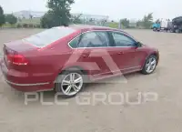 2015 Volkswagen Passat фото