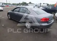 2015 Volkswagen Passat photo