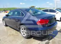 2015 Volkswagen Passat photo