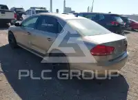 2015 Volkswagen Passat photo