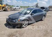 2015 Volkswagen Passat фото