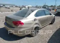 2015 Volkswagen Passat photo