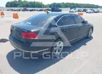 2015 Volkswagen Passat фото