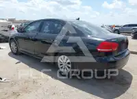 2015 Volkswagen Passat фото