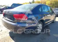 2015 Volkswagen Passat photo
