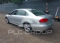 2015 Volkswagen Passat photo