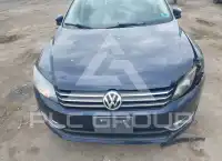 2015 Volkswagen Passat photo