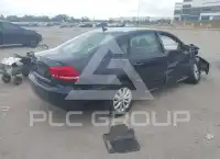 2015 Volkswagen Passat photo