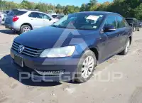 2015 Volkswagen Passat photo