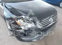 2015 Volkswagen Passat фото