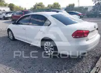 2015 Volkswagen Passat photo