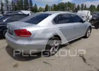2015 Volkswagen Passat photo