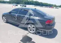 2015 Volkswagen Passat фото