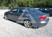 2015 Volkswagen Passat photo