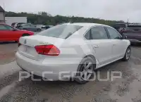 2015 Volkswagen Passat photo