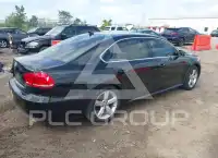 2015 Volkswagen Passat photo