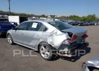 2015 Volkswagen Passat фото