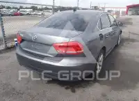 2015 Volkswagen Passat photo