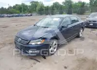 2015 Volkswagen Passat photo