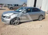 2015 Volkswagen Passat photo