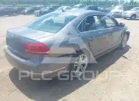 2015 Volkswagen Passat photo
