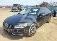 2015 Volkswagen Passat photo