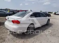 2015 Volkswagen Passat photo