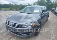 2015 Volkswagen Passat photo