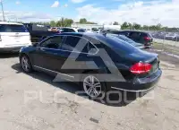2015 Volkswagen Passat photo