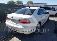 2015 Volkswagen Passat фото