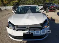 2015 Volkswagen Passat photo